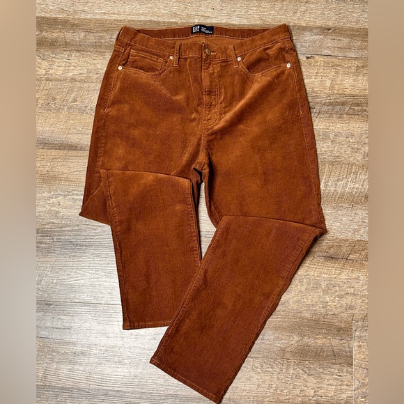 Gap Women’s Corduroy Pants - Picture 5 of 5